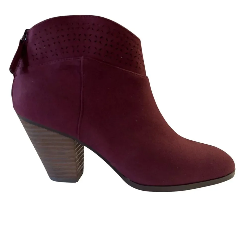 Violet & Red Jackson Lazer Cut Topline Bootie Burgundy Size 7M Fabric Upper NWOB